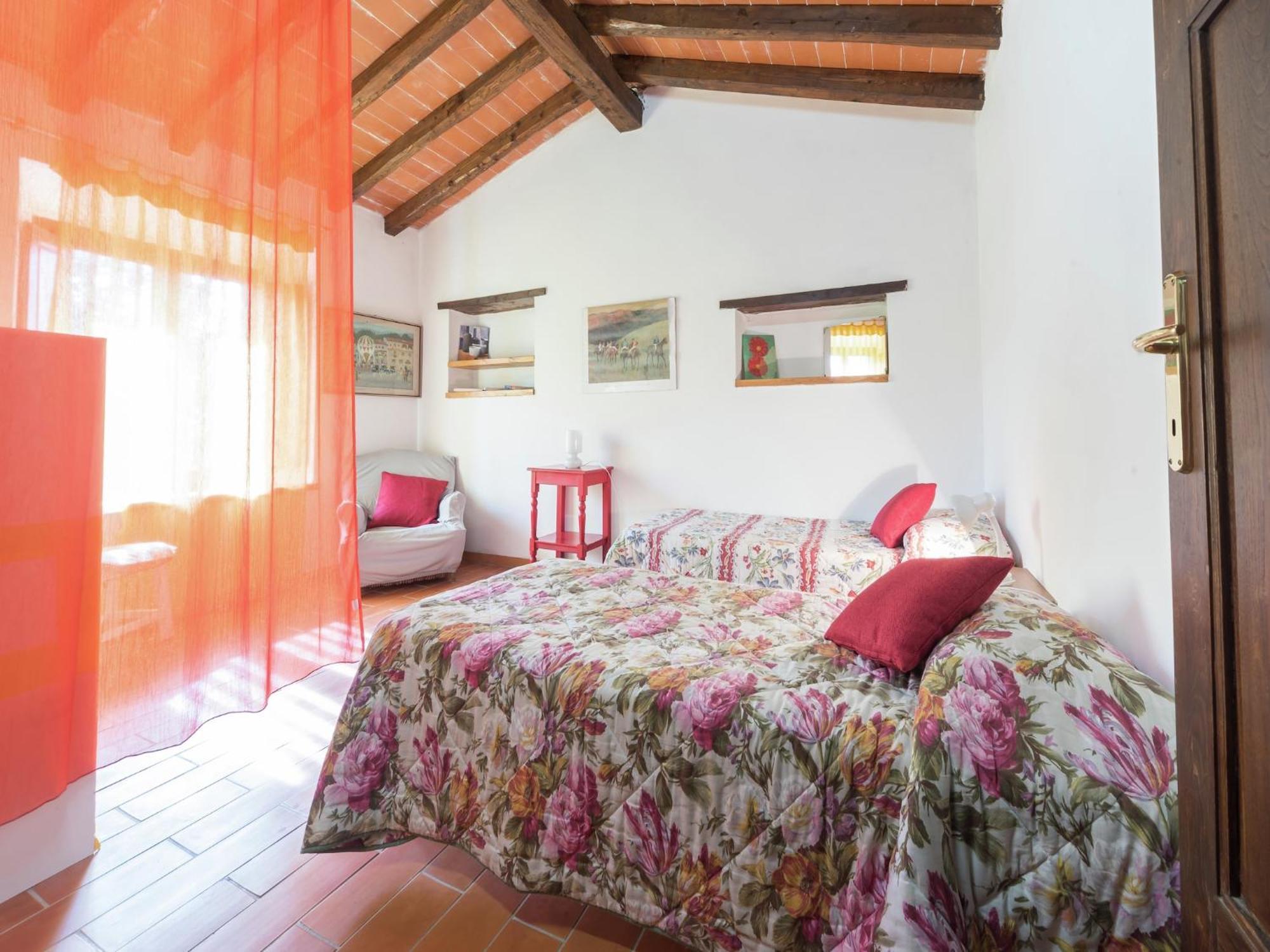 Lovely With Private Pool Chalé San Marcello Pistoiese